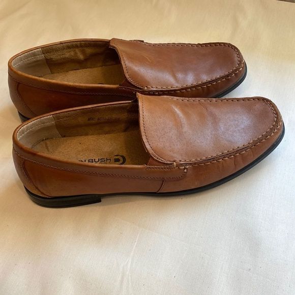 Nunn Bush Other - Mens Nunn Bush tan leather loafers size 12. Excellent preloved condition